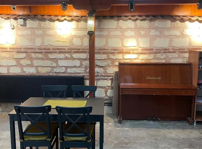 Hotel Anemas Inn&cafe